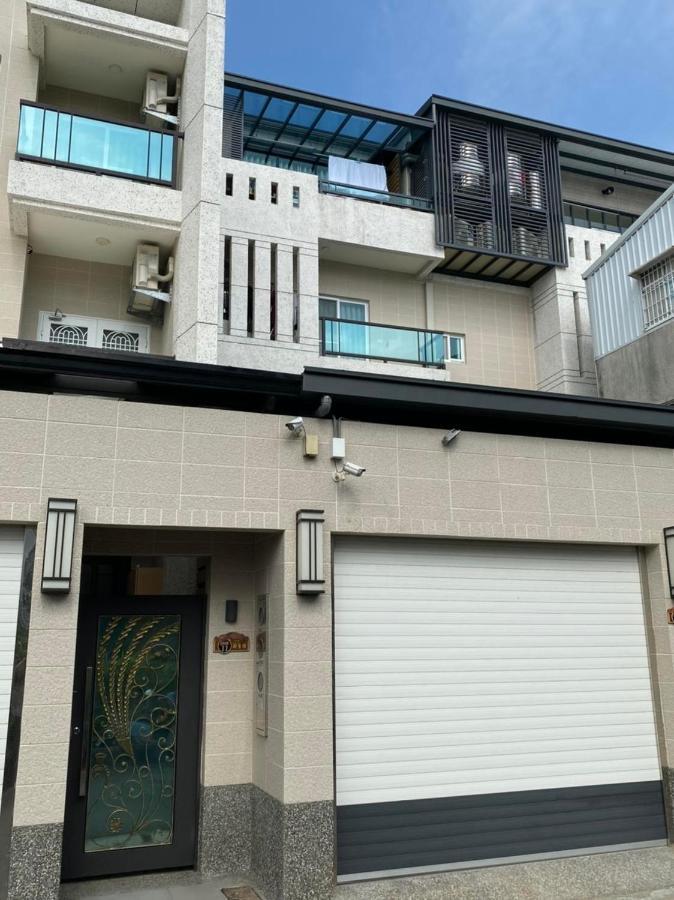 《別有洞天》太空梭電梯星光民宿 Taitung Luaran gambar