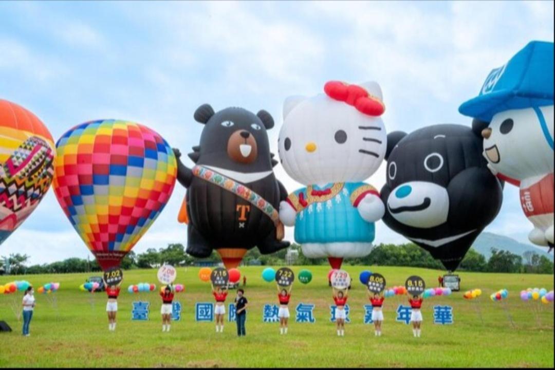 《別有洞天》太空梭電梯星光民宿 Taitung Luaran gambar